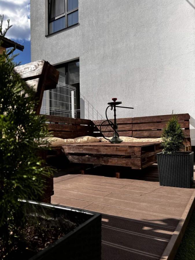 Nyvky Like Home - Apt 49 Kiev Esterno foto