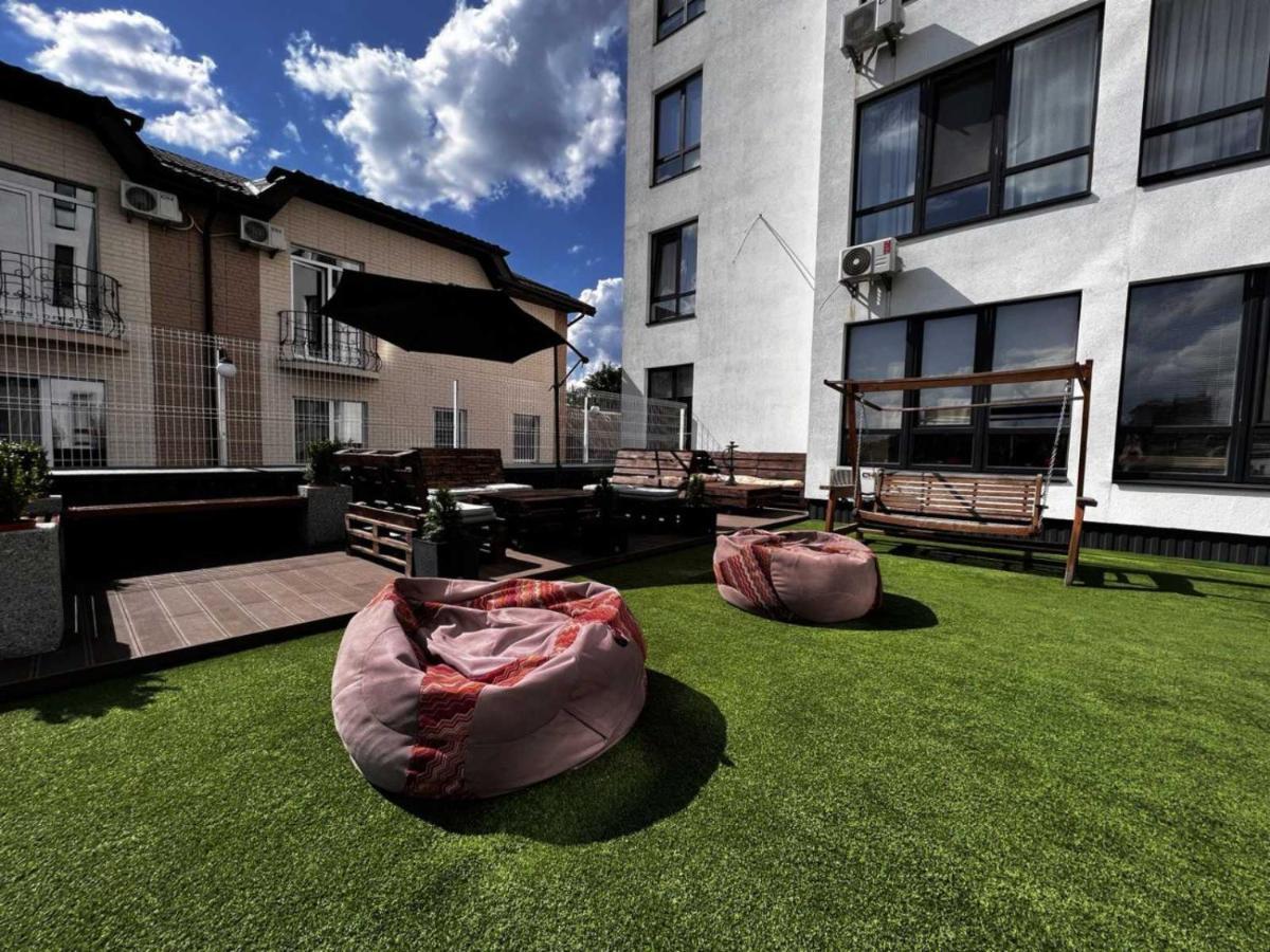Nyvky Like Home - Apt 49 Kiev Esterno foto